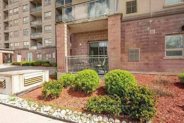 7405 Goreway Drive Unit 104 photo 15