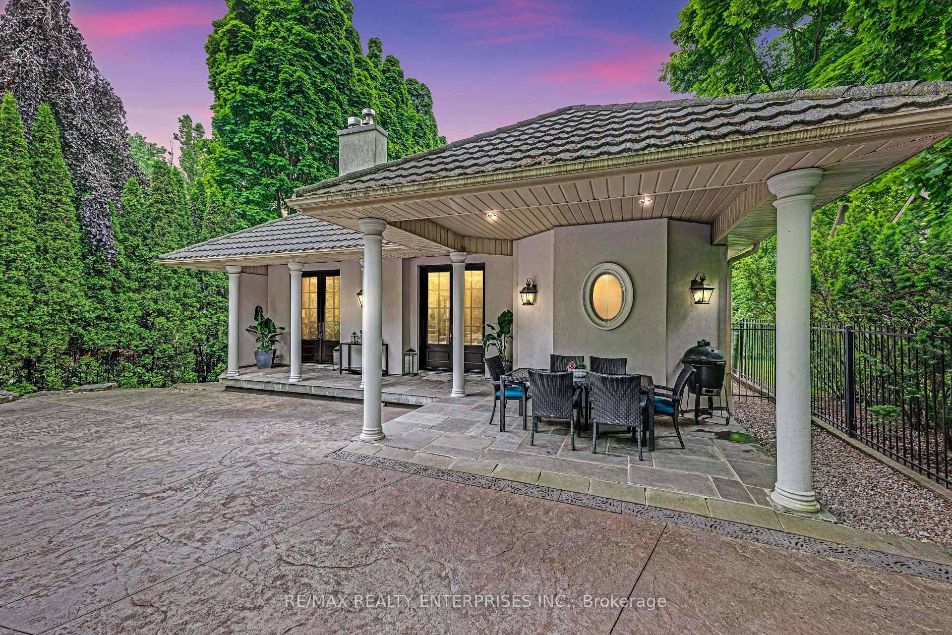 1421 Indian Grove photo 36