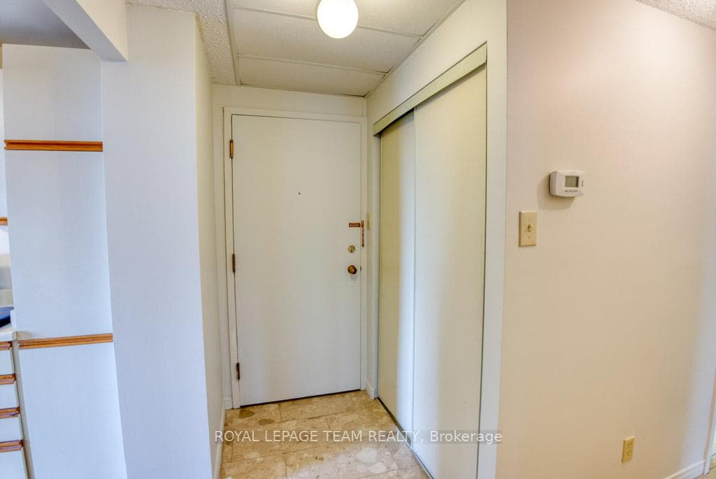 556 Laurier Avenue Unit 907 photo 21