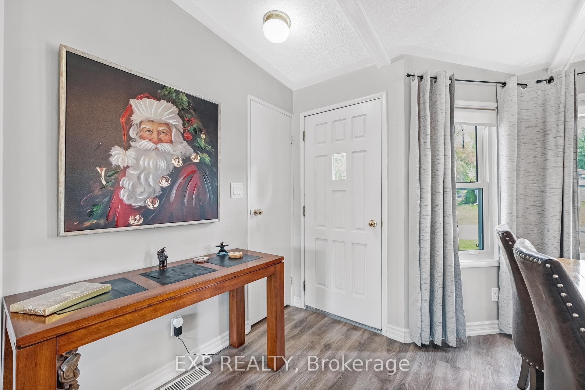 25 Juno Crescent photo 3