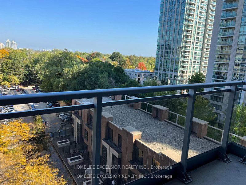 23 Sheppard Avenue Unit 808 photo 15