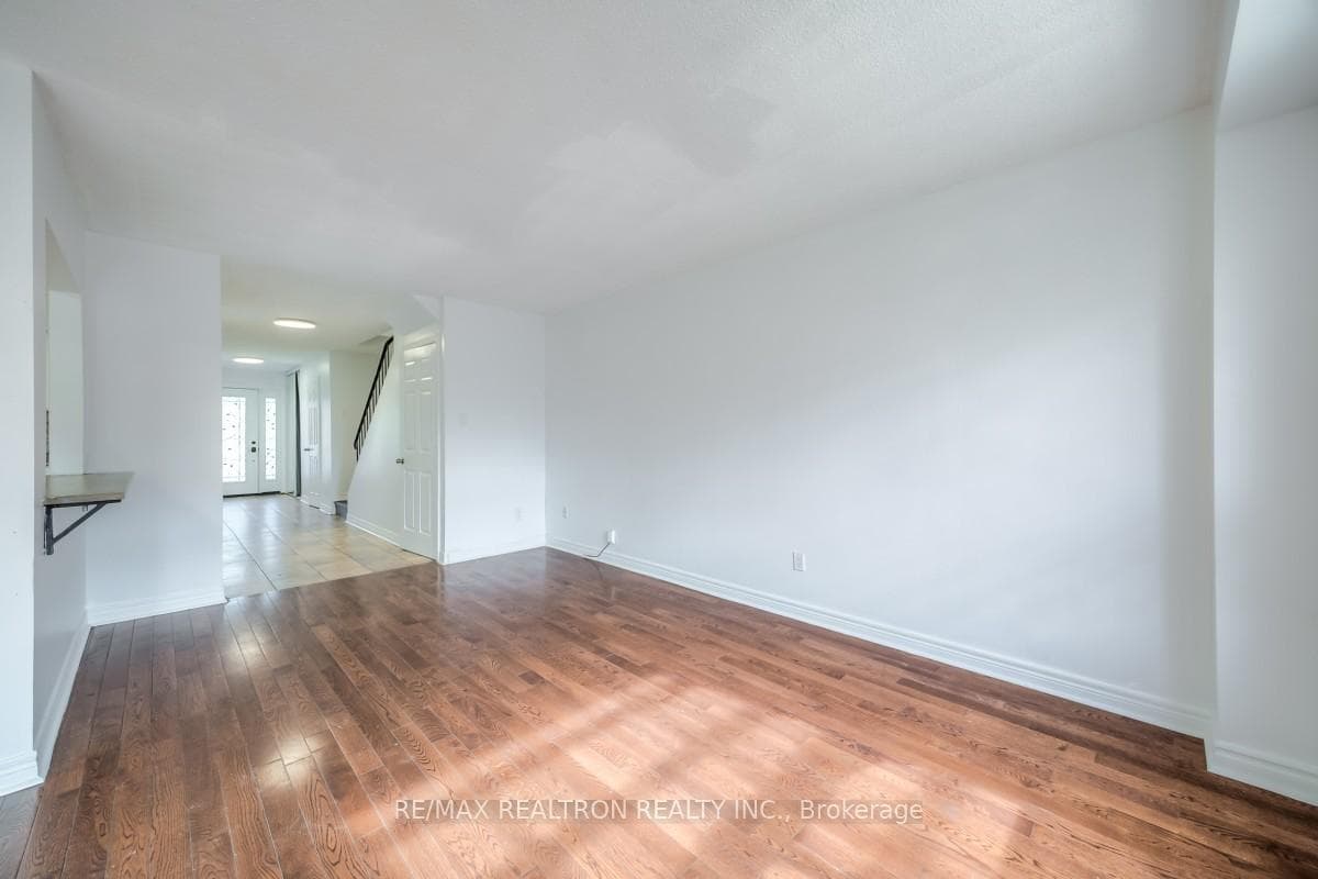 1361 Everton Street Unit Main photo 8