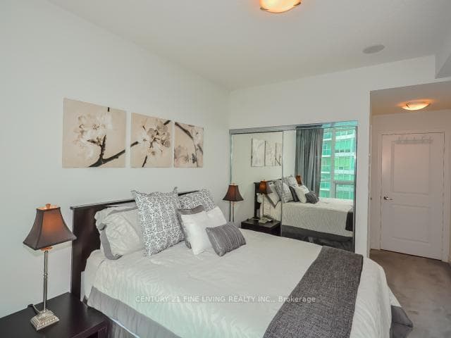 1910 Lake Shore Boulevard Unit 1504 photo 29