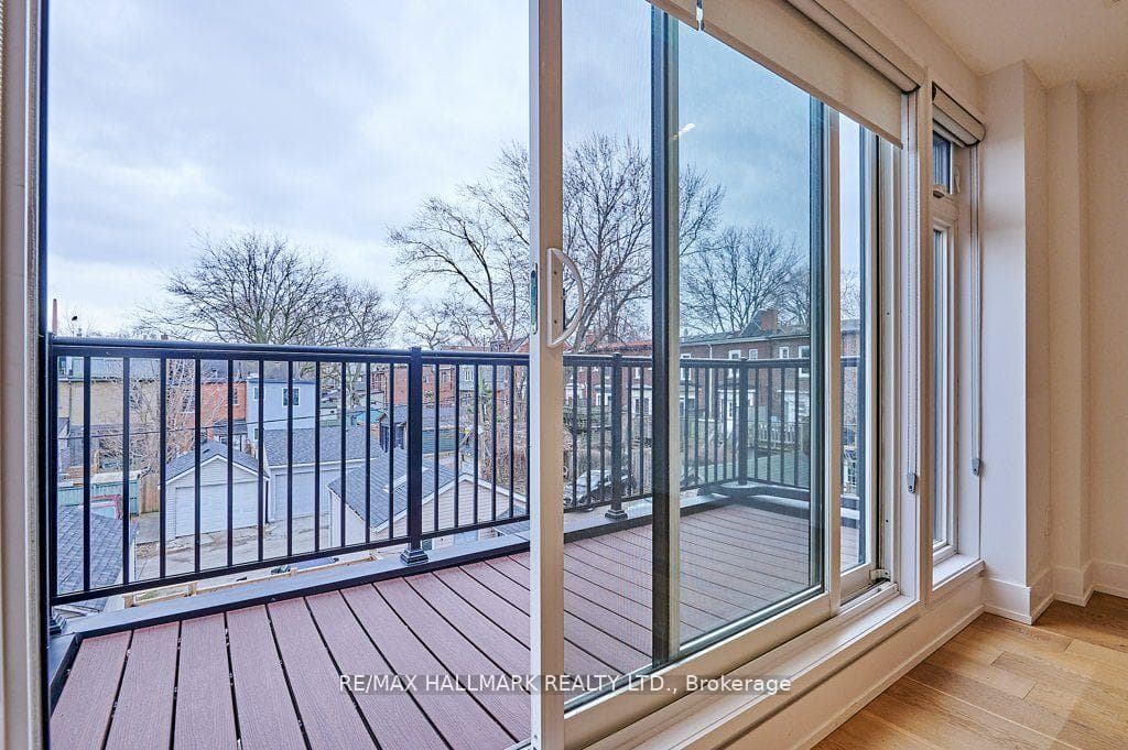 175 Riverdale Avenue photo 32