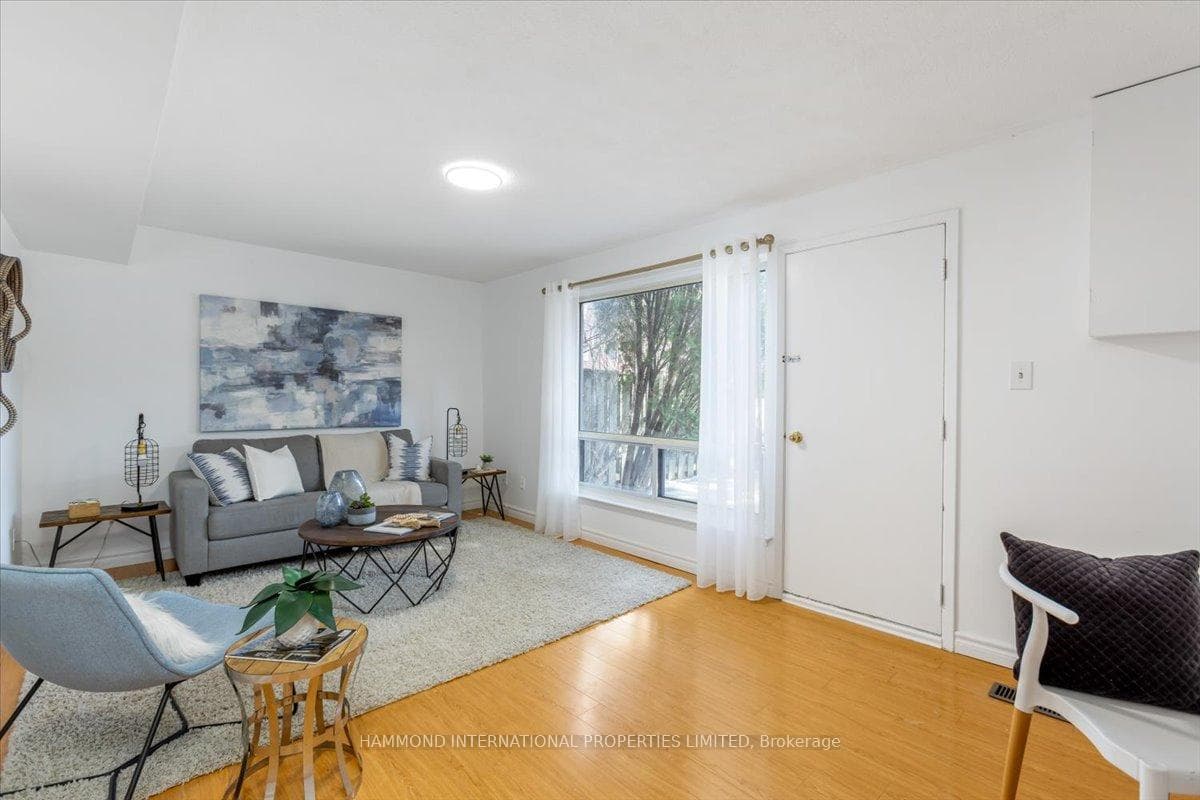 35 Stately Way photo 21