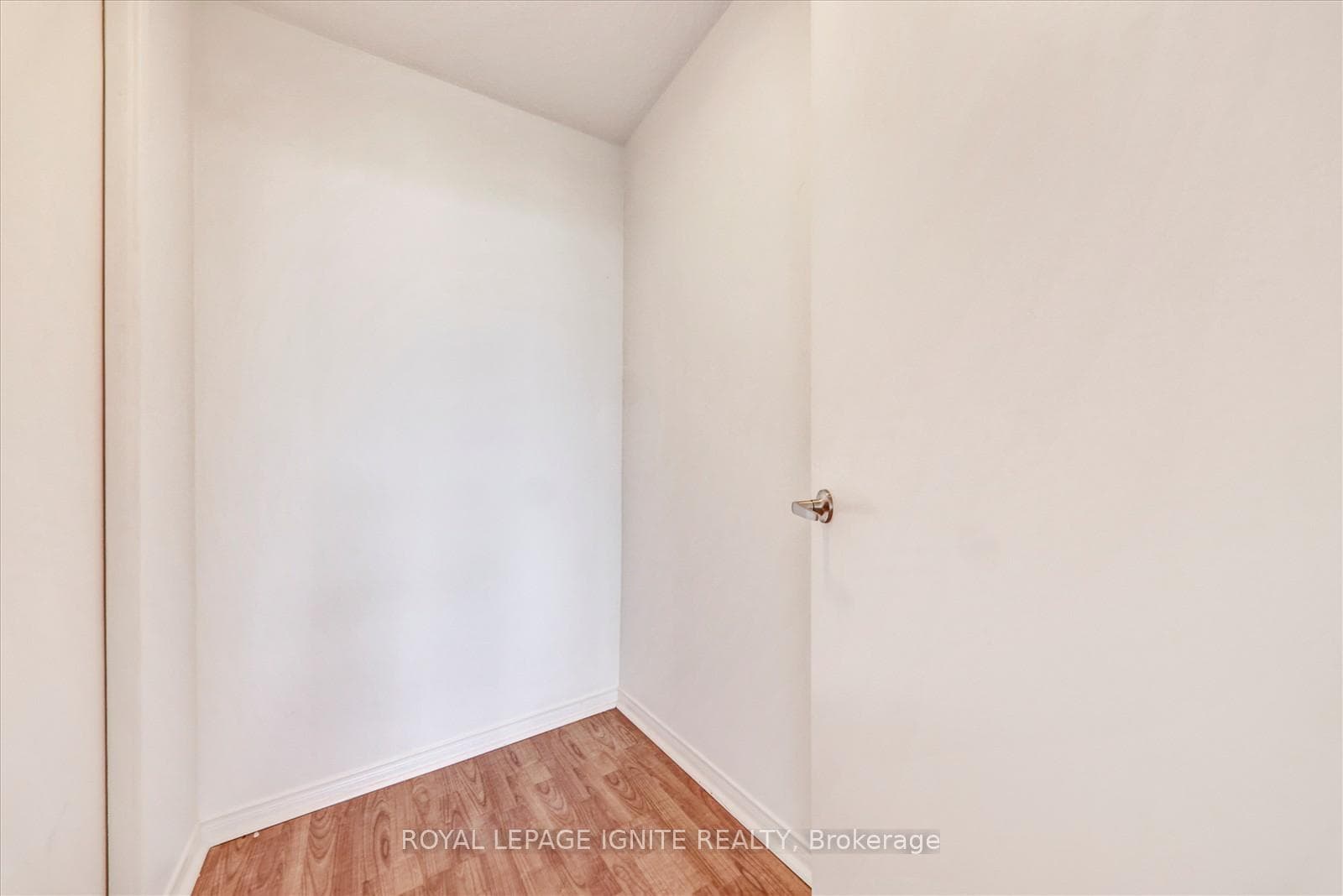 330 McCowan Road Unit PH 1914 photo 23