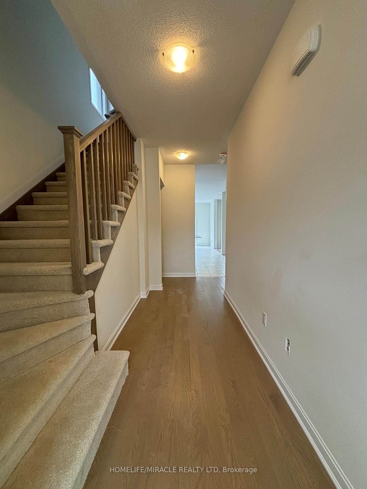 115 Oakmont Drive photo 4