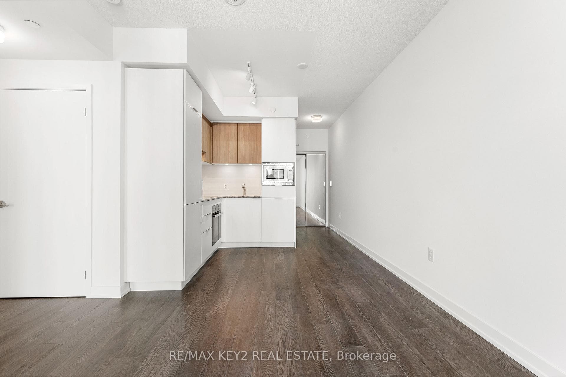 20 O'neill Road Unit 1517 photo 5