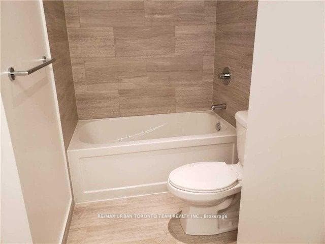 100 Harbour Street Unit 1407 photo 12