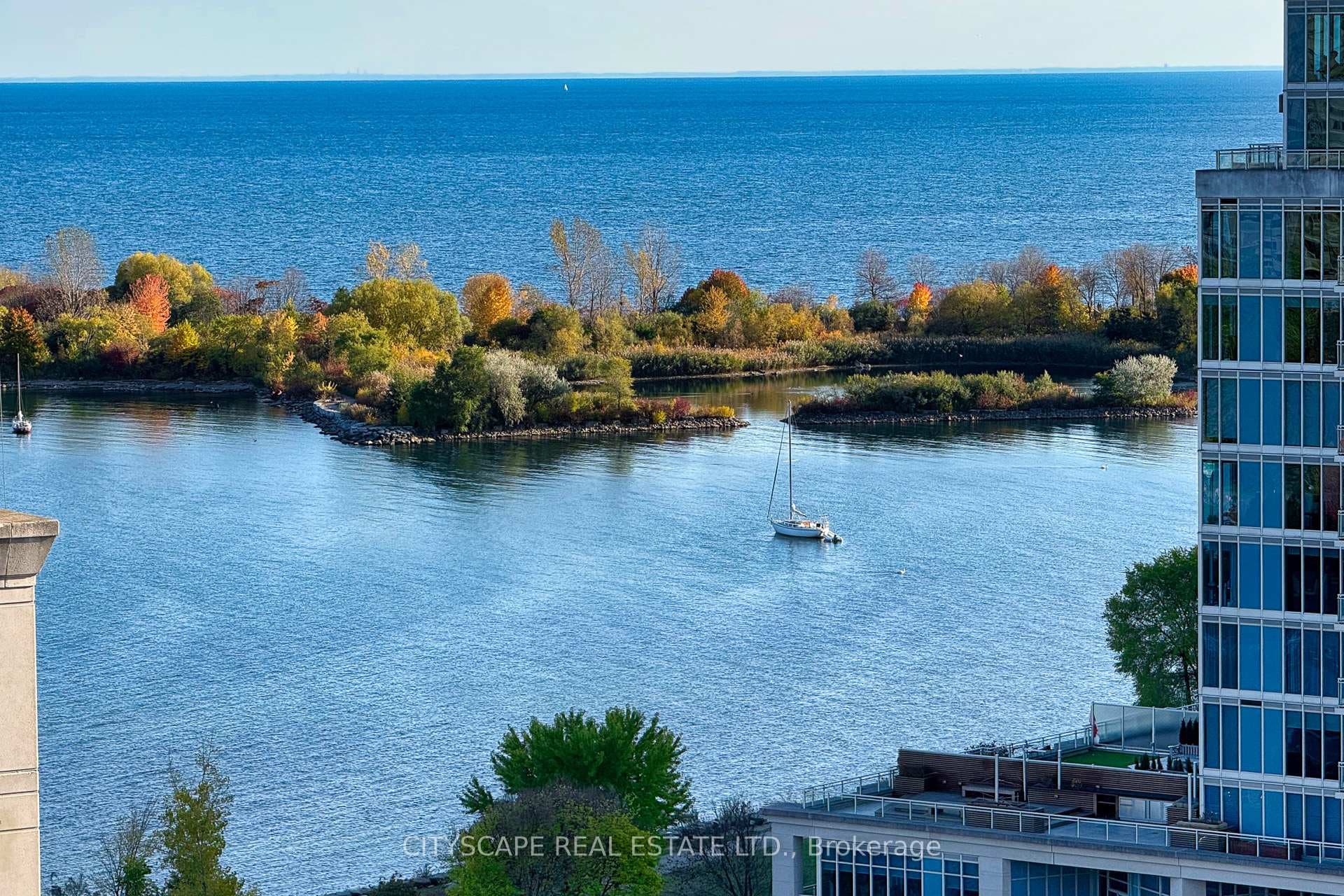 2087 Lake Shore Boulevard Unit 1607 photo 25