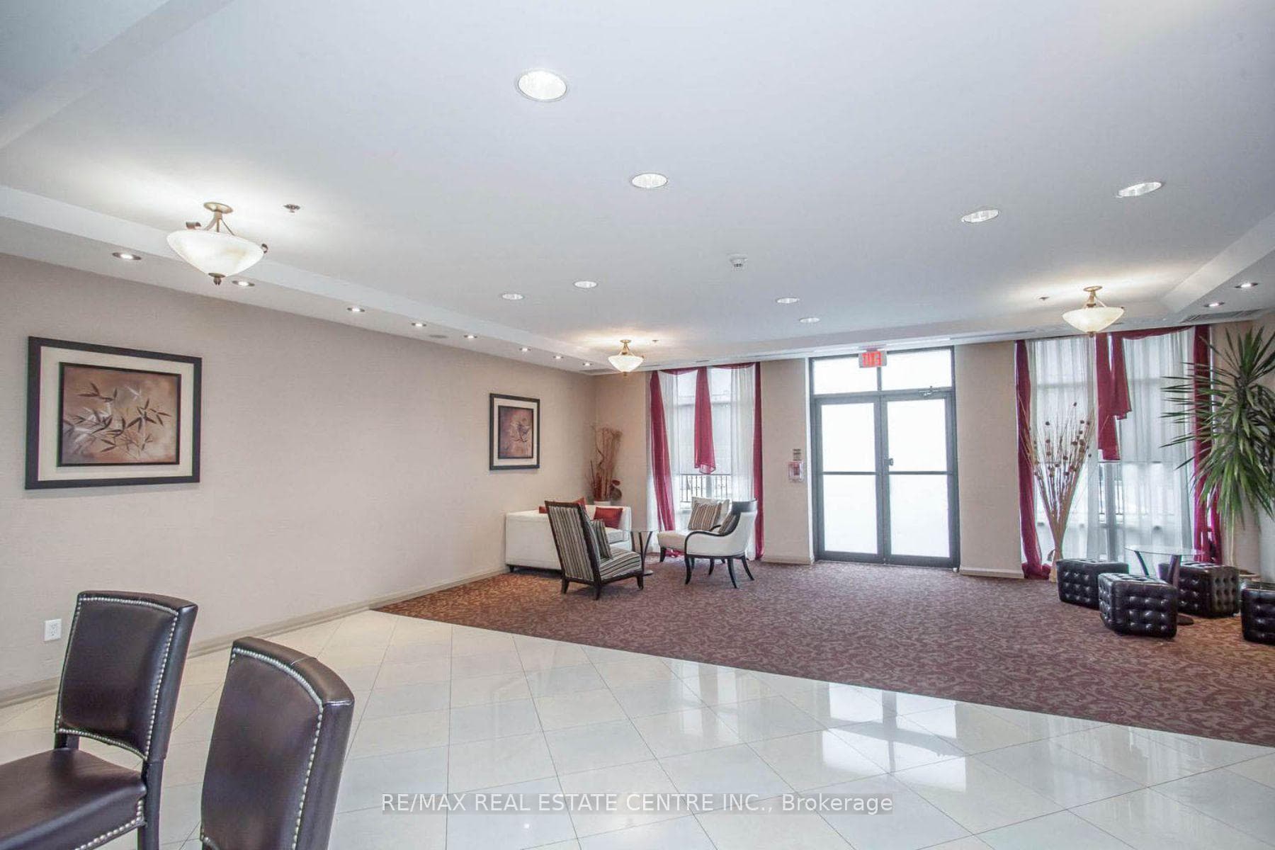 220 Forum Drive Unit 1313 photo 34