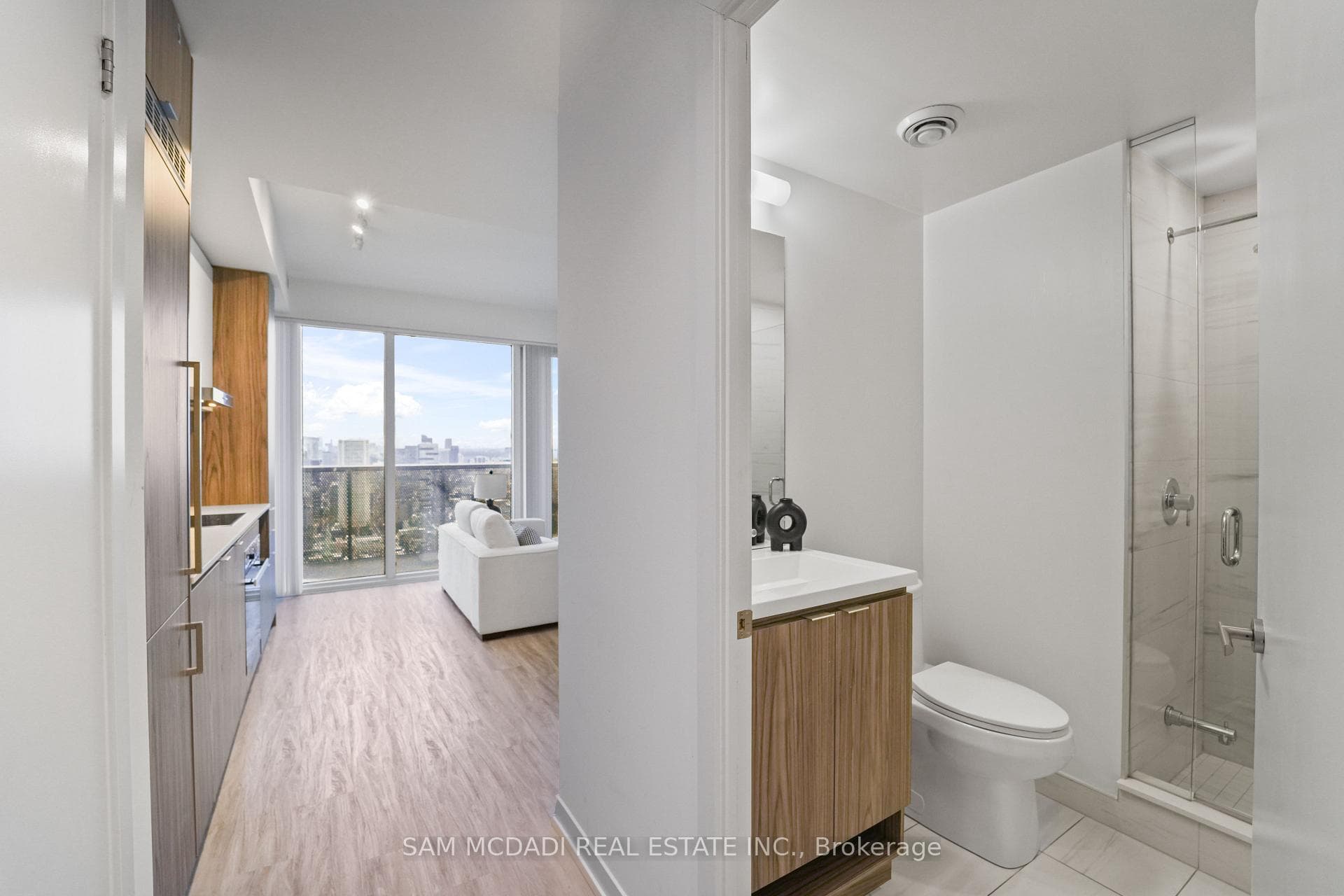55 Cooper Street Unit 6005 photo 3