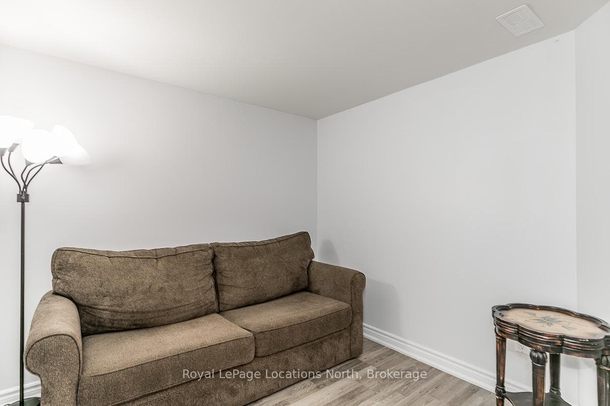 4 Anchorage Crescent Unit 205 photo 5