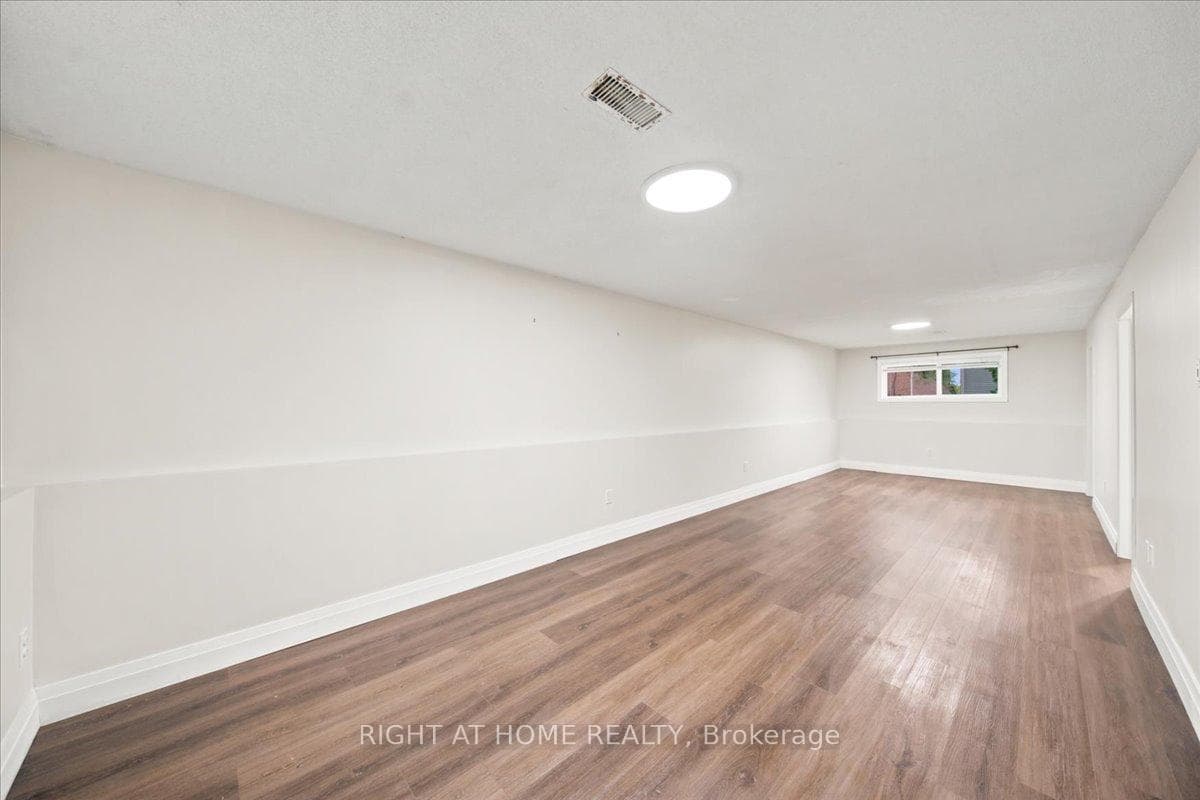 554 Halberstadt Circle photo 25