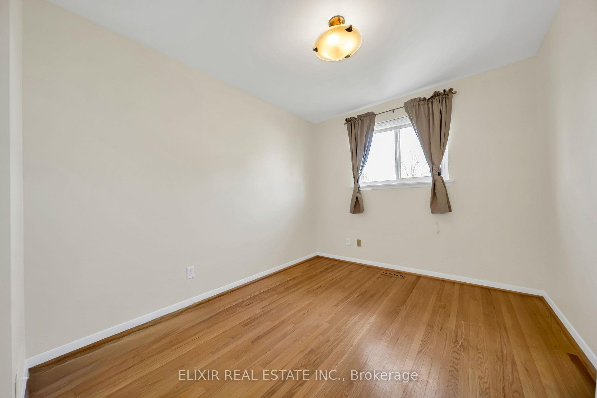 7 Drayton Crescent photo 20