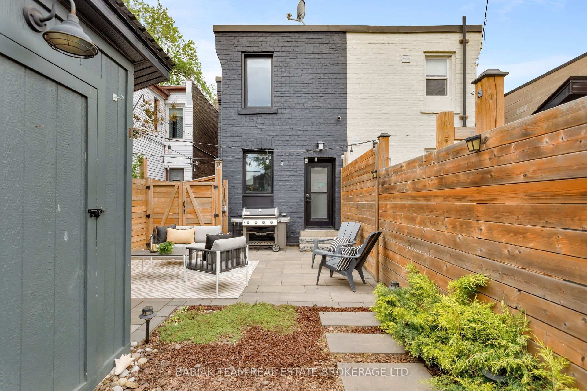 497 Keele Street photo 28