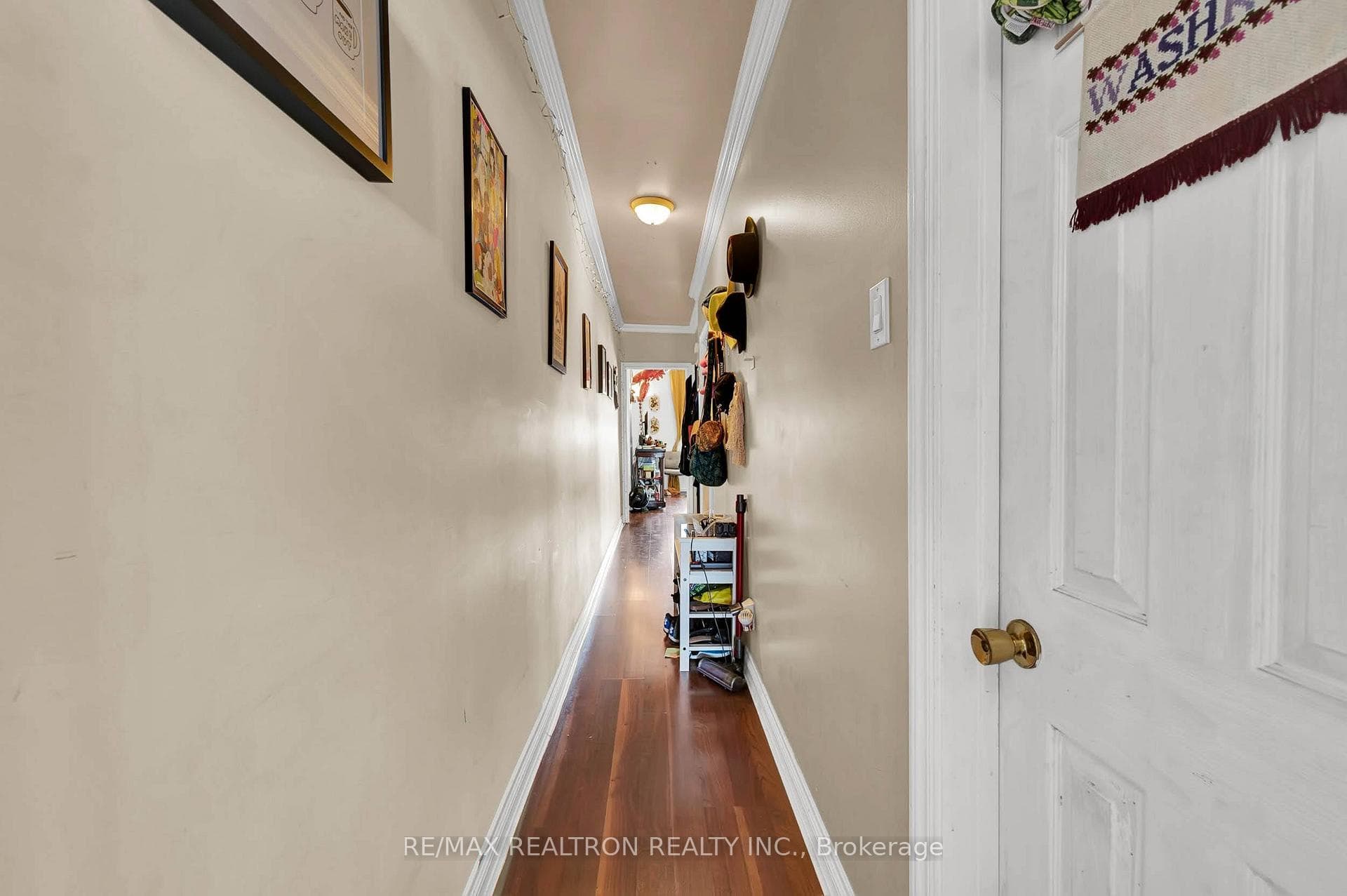 161 Perth Avenue photo 17