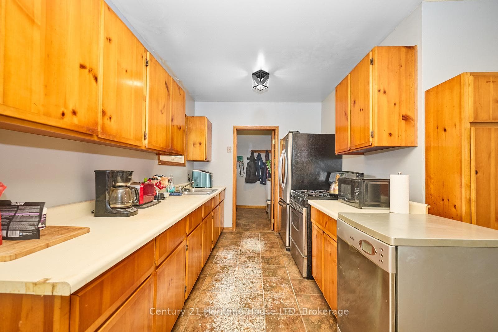 3334 Riselay Avenue photo 11