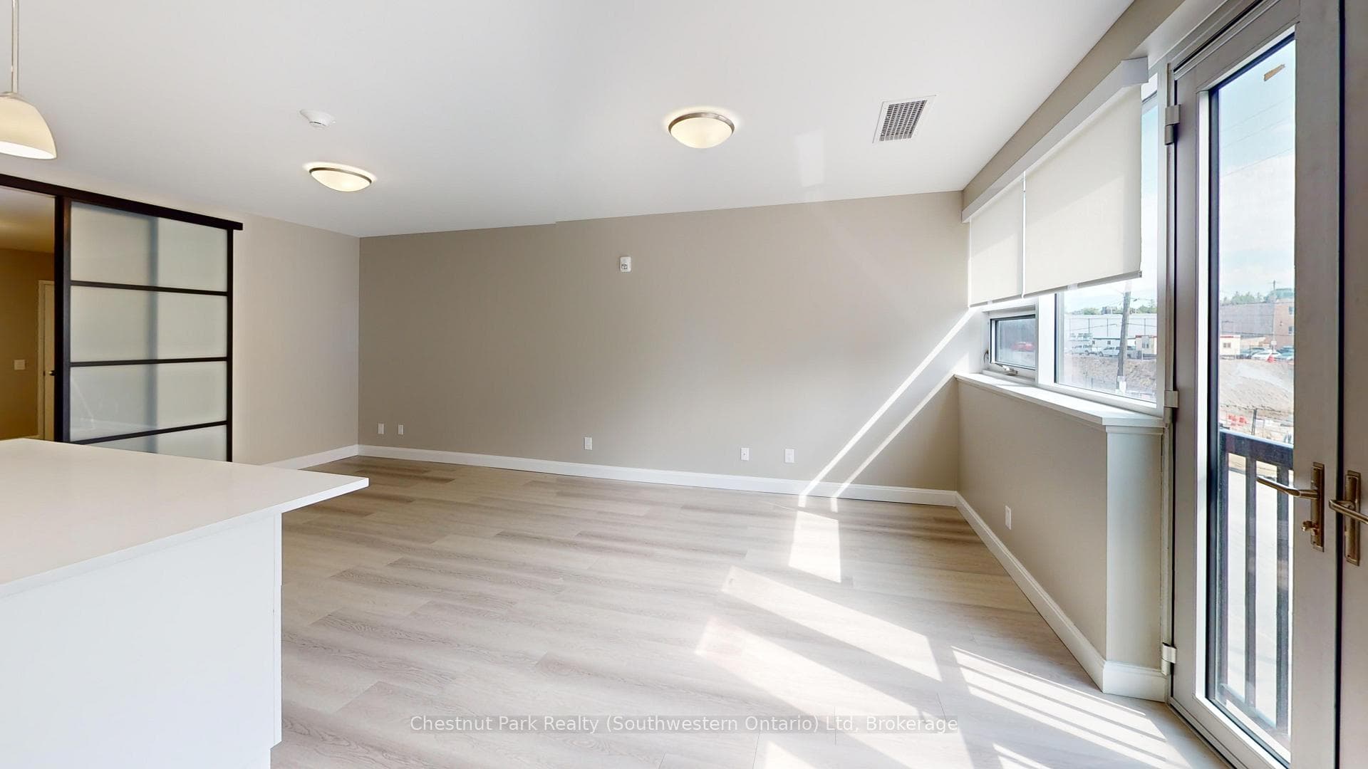 2 Quebec Street Unit 204 photo 6