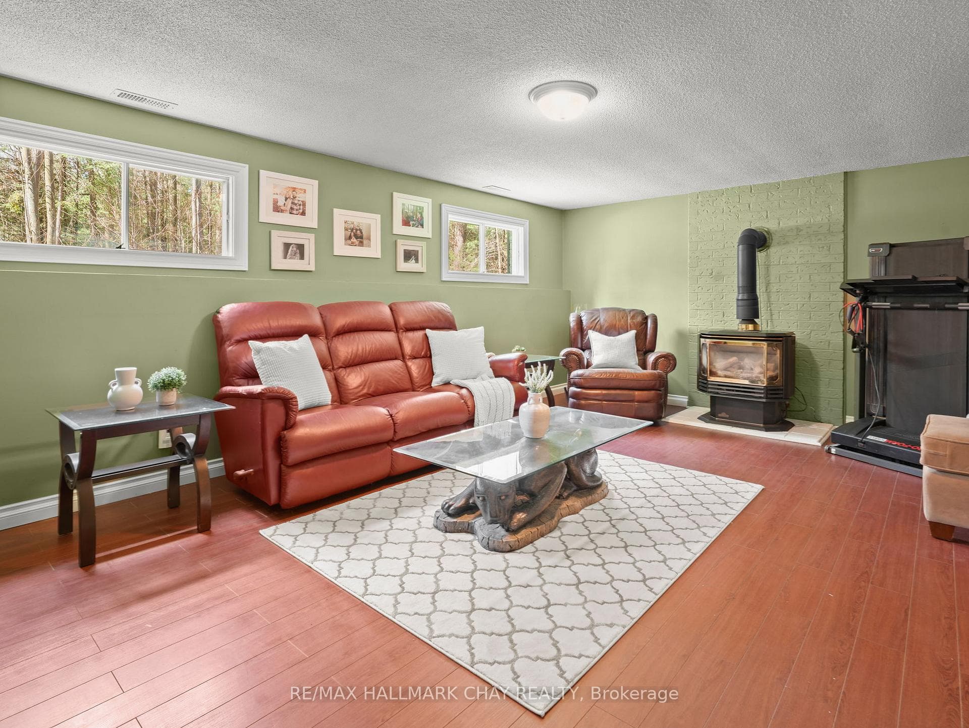 8 Woodland Heights Drive photo 26
