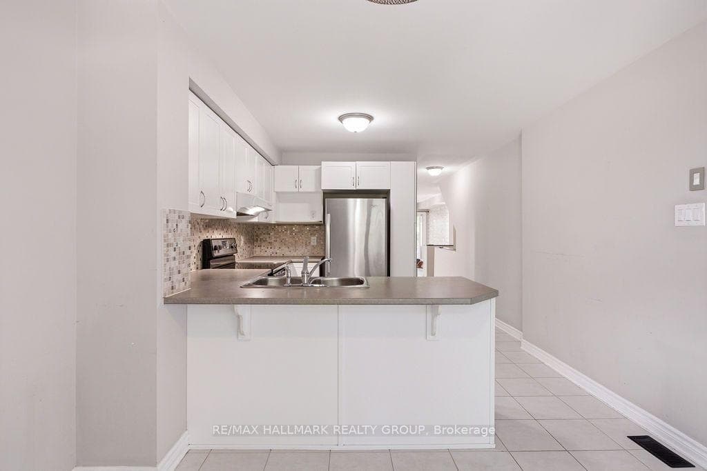 1124 Klondike Road Unit C photo 4