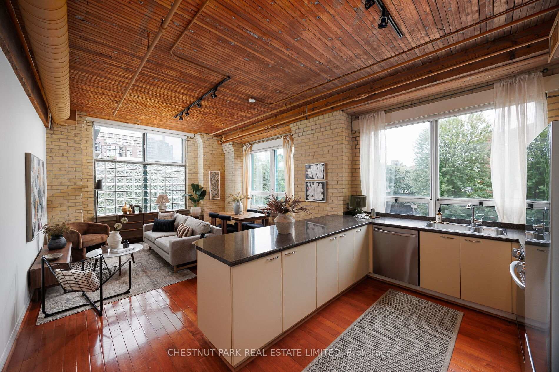 781 King Street Unit 304 photo 8