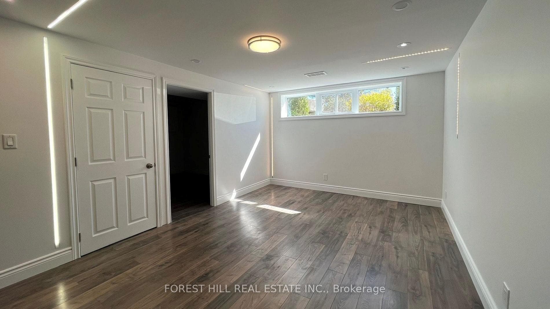 18 Boulding Drive Unit Lower photo 11