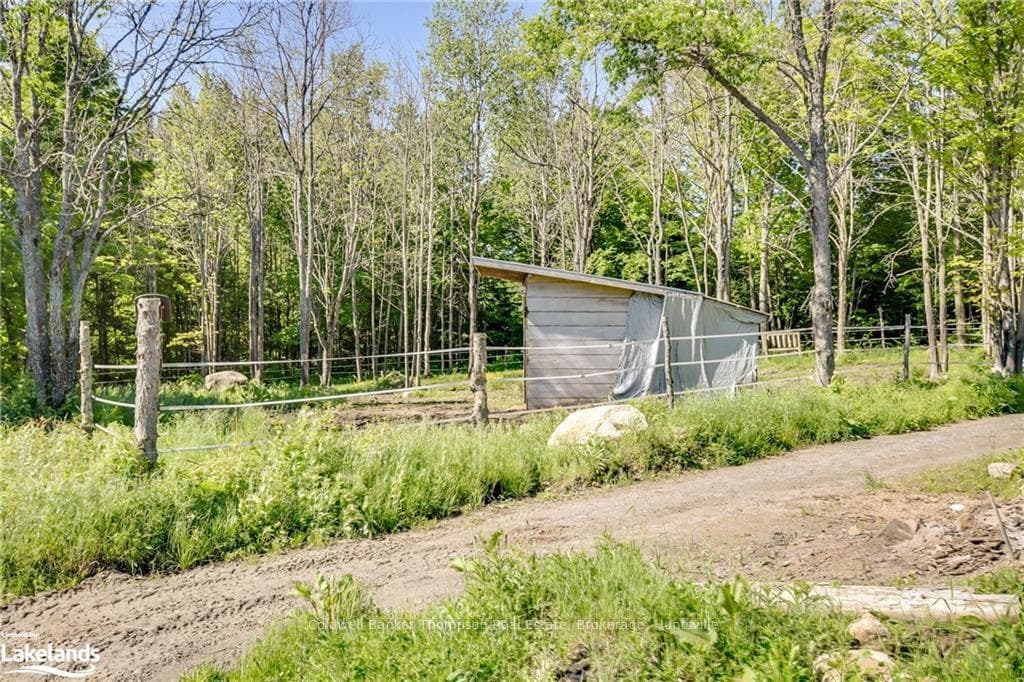 783 BROOKSIDE Road photo 26