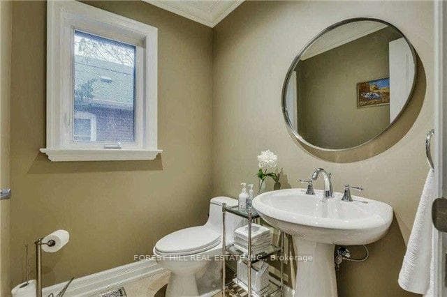 72 Fairleigh Crescent photo 11