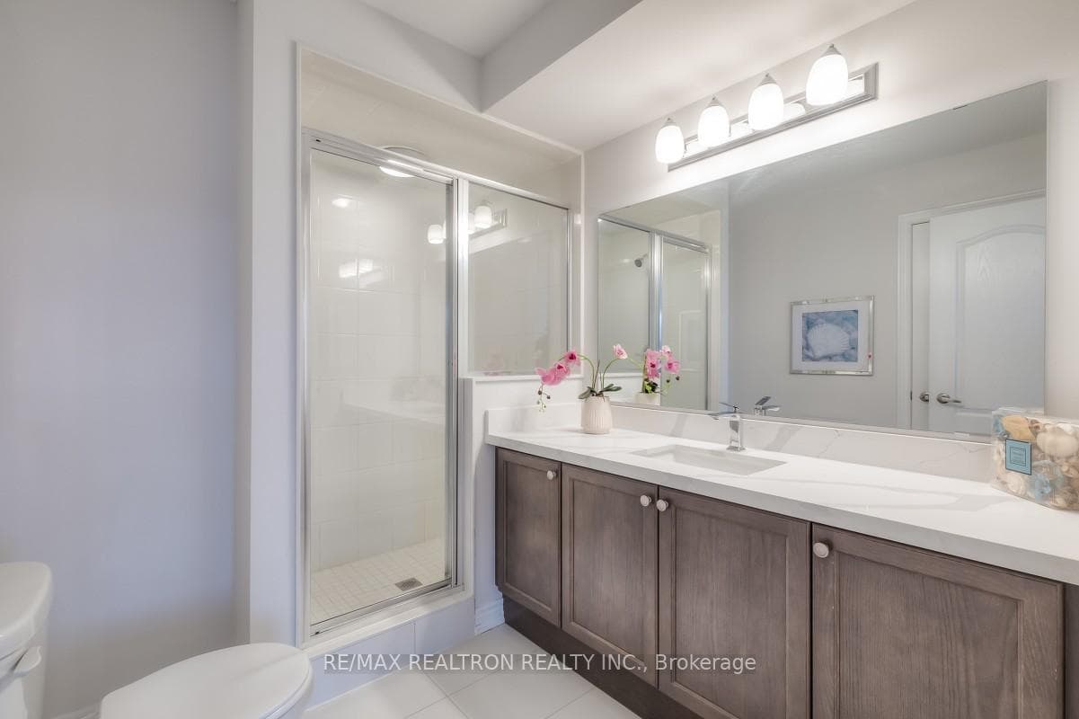 529 White's Hill Avenue photo 21