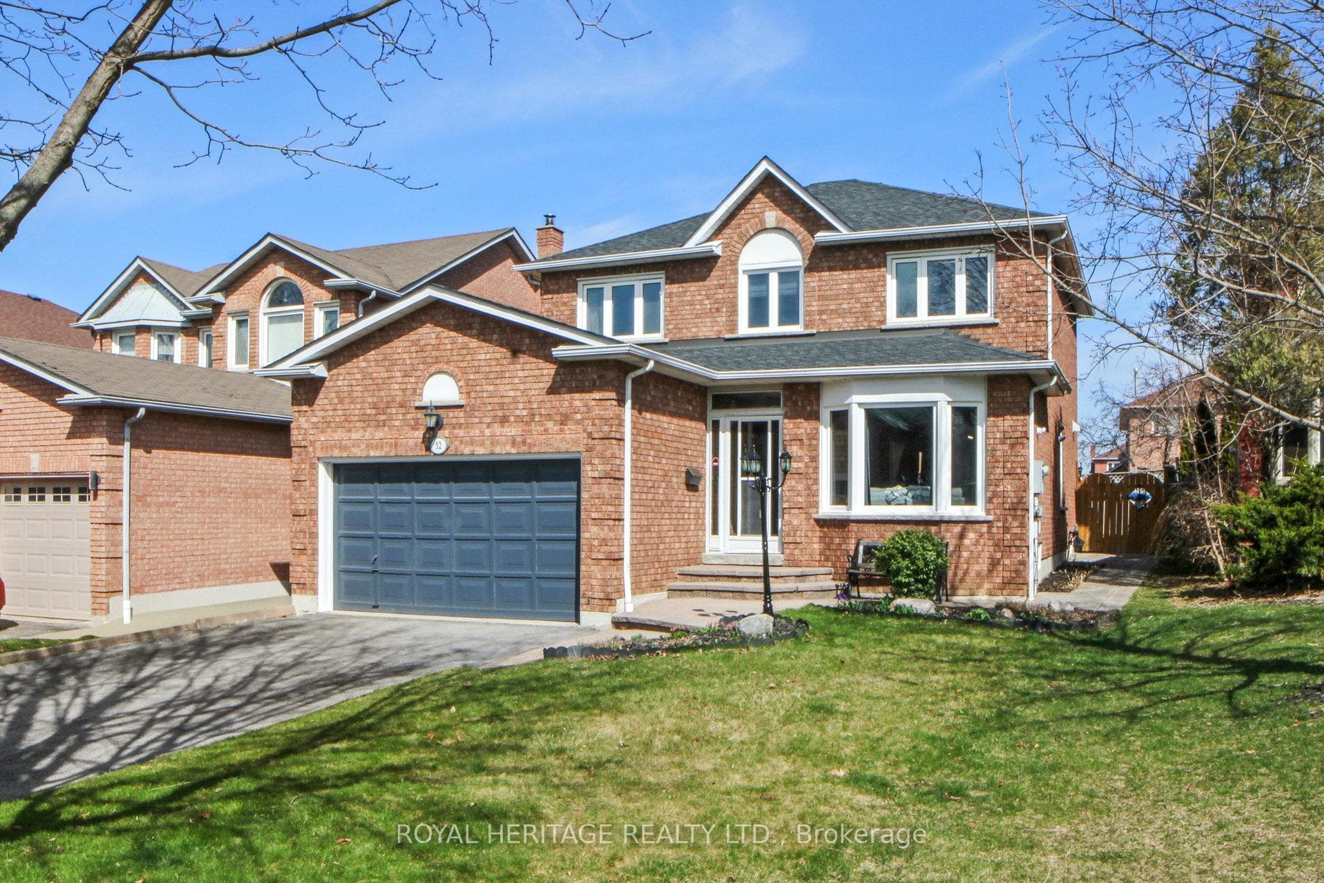 **52 Ringwood Drive, Whitby**