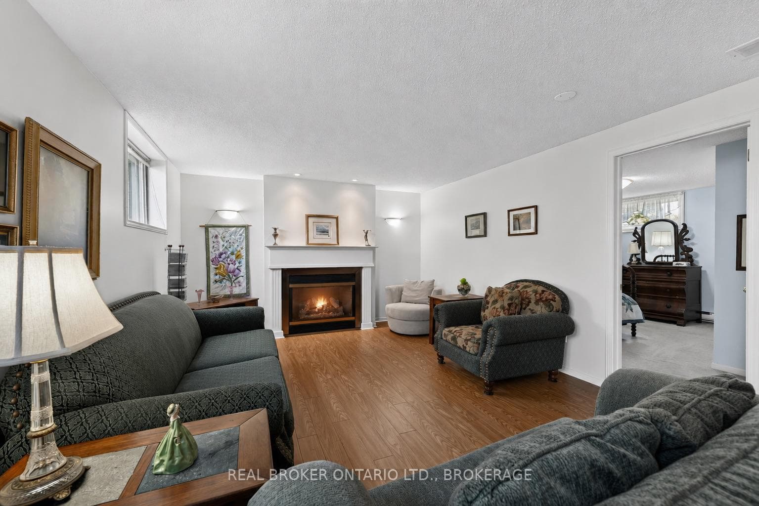 11 Albert Street photo 27