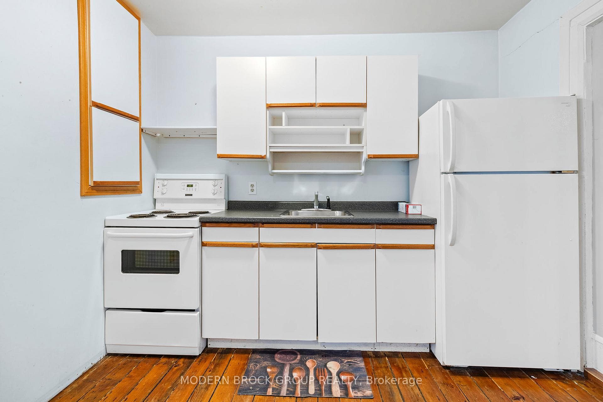 35 Perth Street photo 8