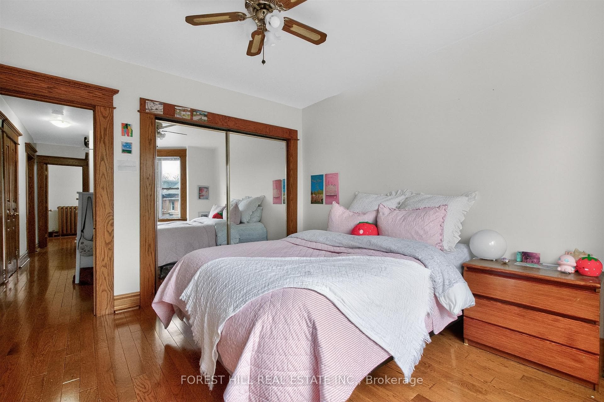 416 Palmerston Boulevard Unit 2nd Floor photo 17