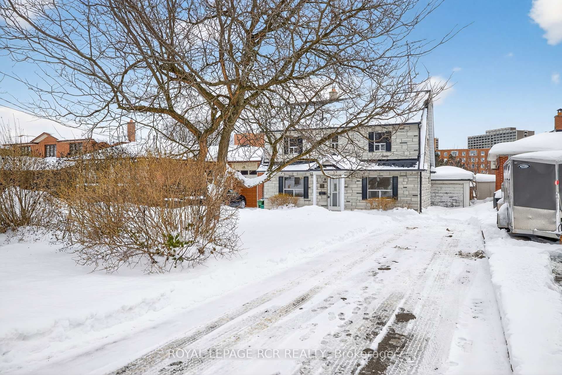 25 Sunvale Drive photo 2