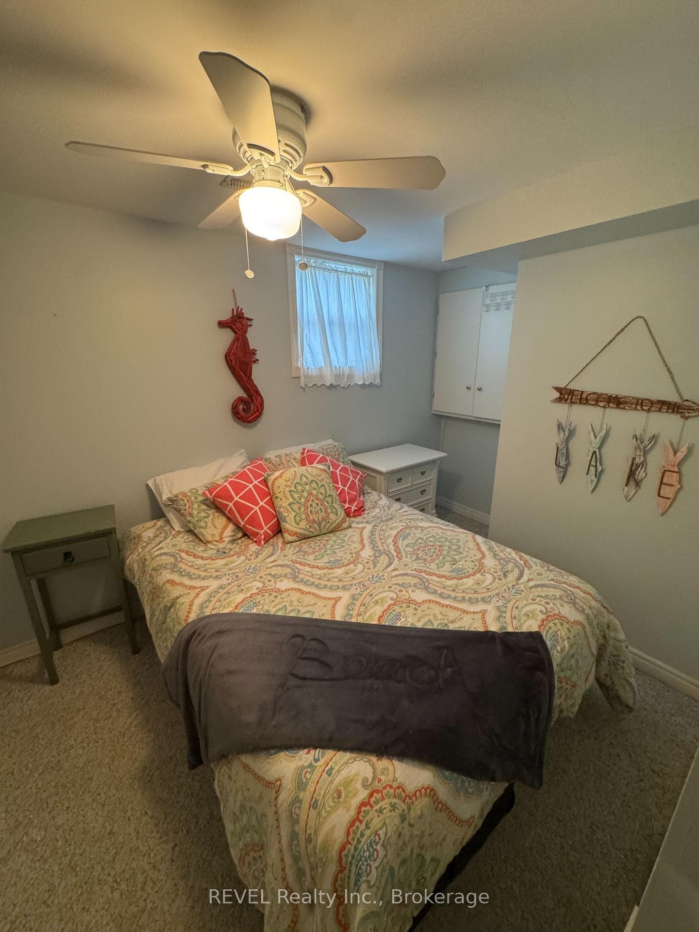 basement bedroom - queen