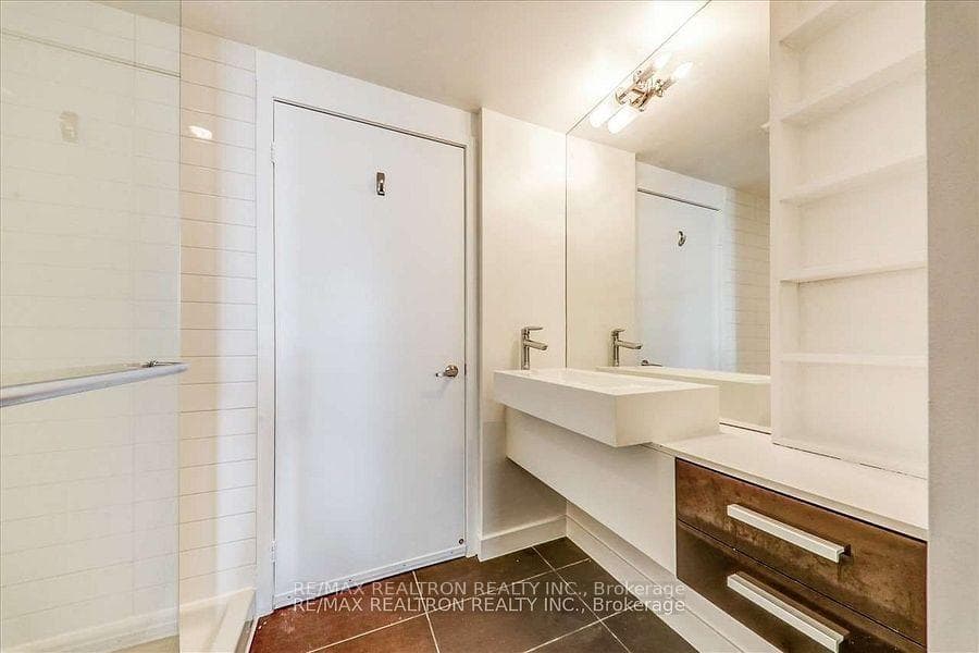 38 Dan Leckie Way Unit 609 photo 24