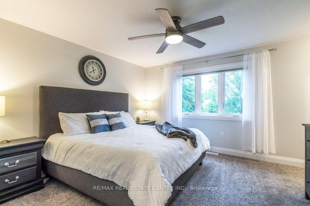 927 Moore Street photo 15