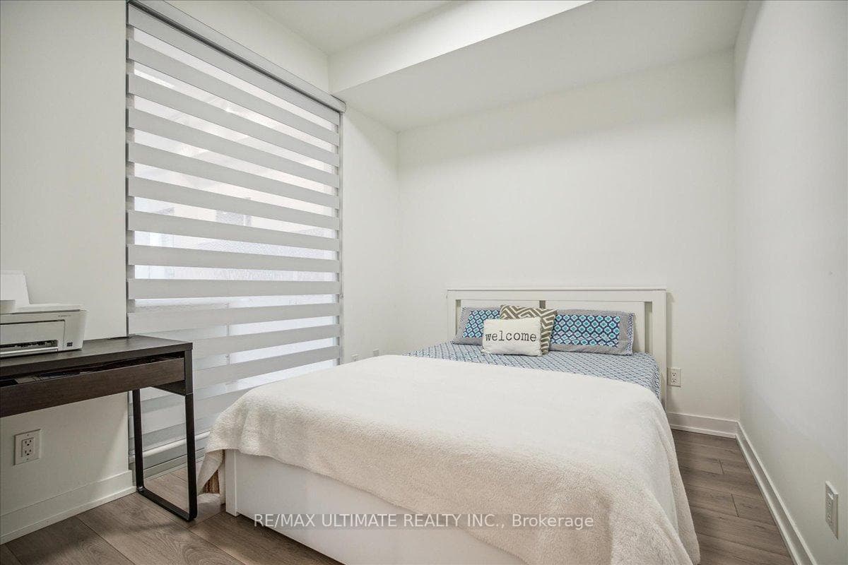 1787 St Clair Avenue Unit 220 photo 23