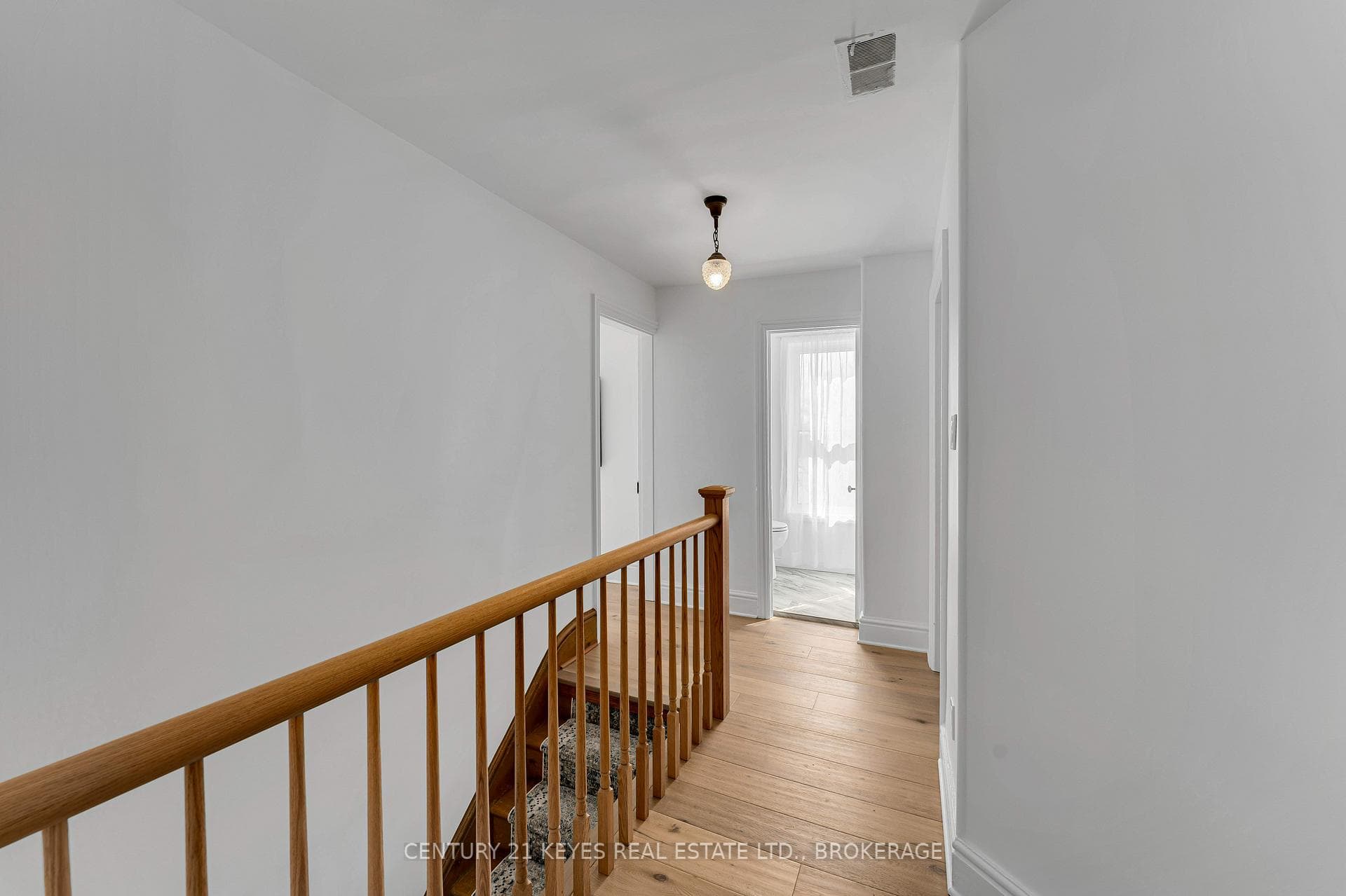 13 Windsor Drive photo 30