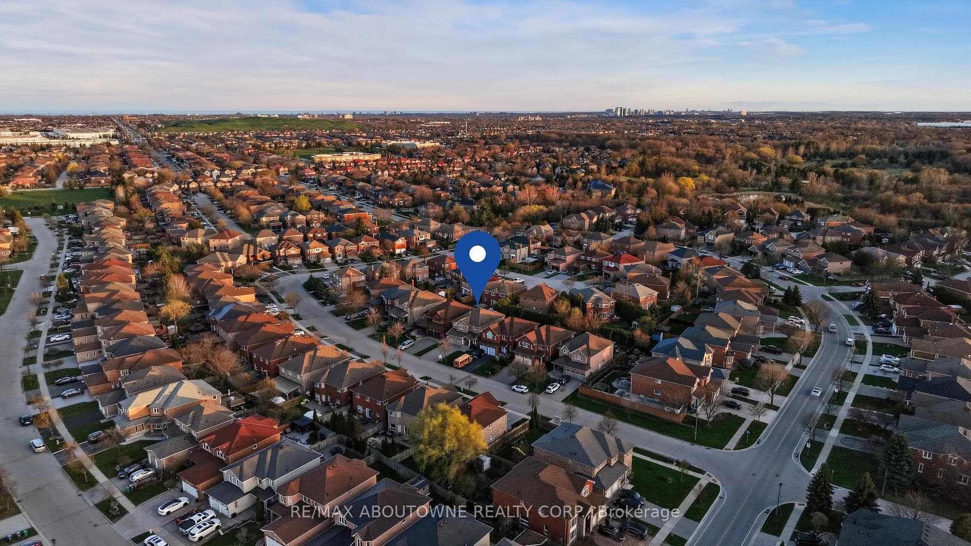 East Credit Neighbourhood