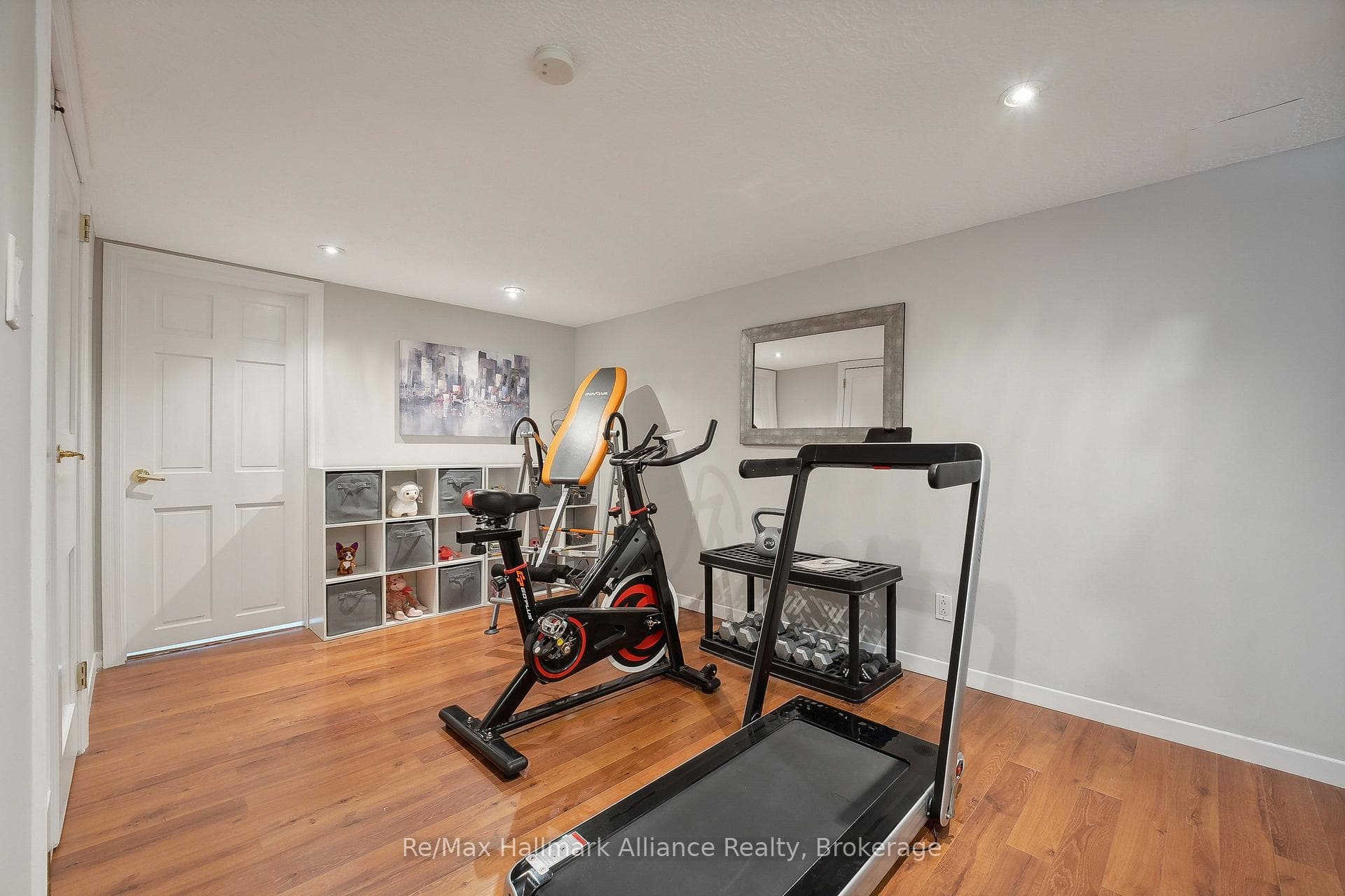 1089 Churchill Avenue photo 28