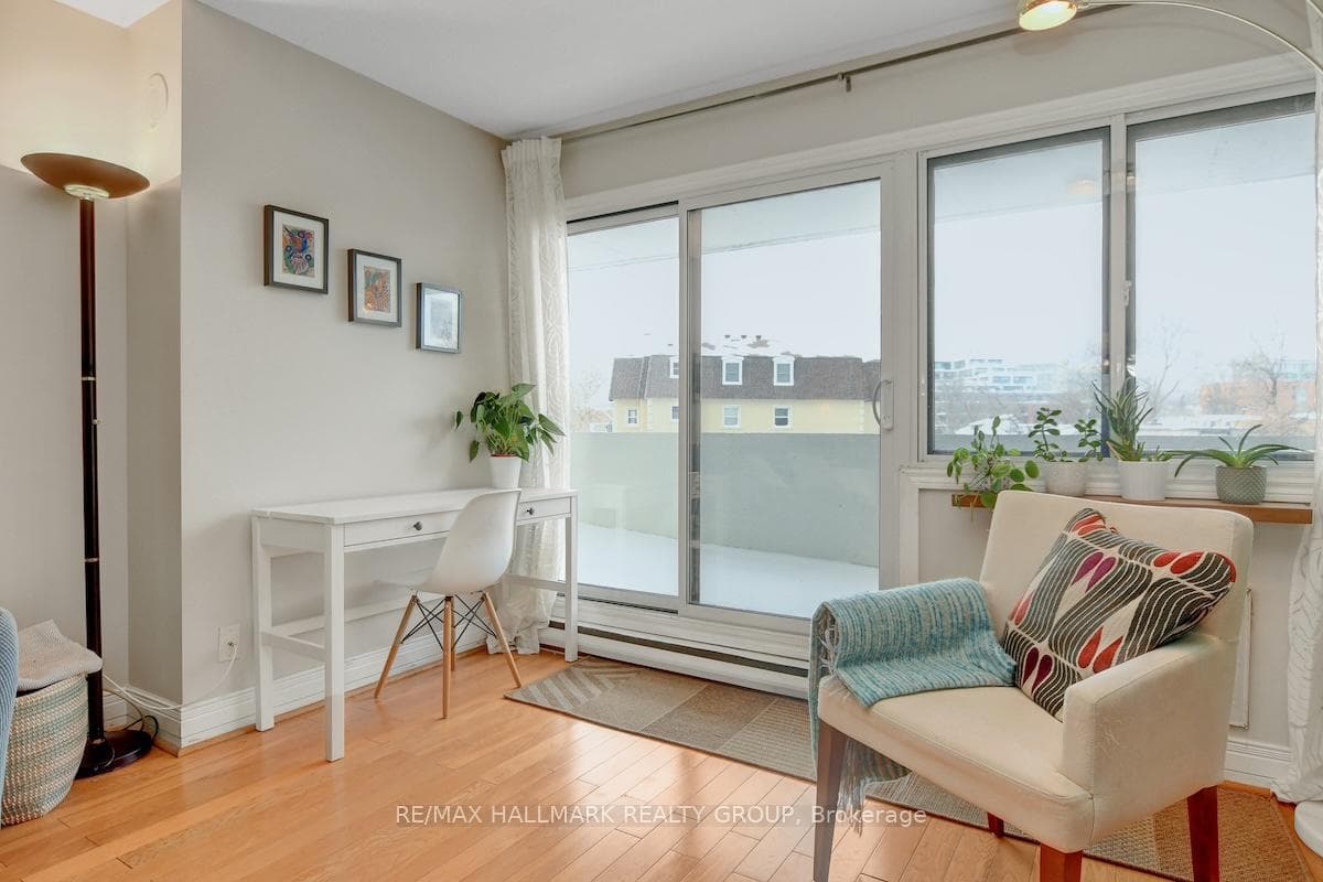 40 Landry Street Unit 201 photo 4