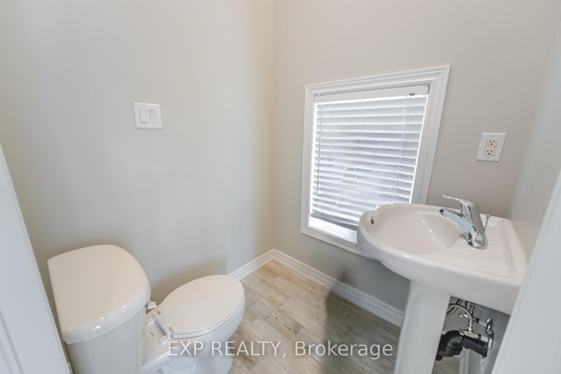 397 Scott Boulevard Unit Upper photo 16