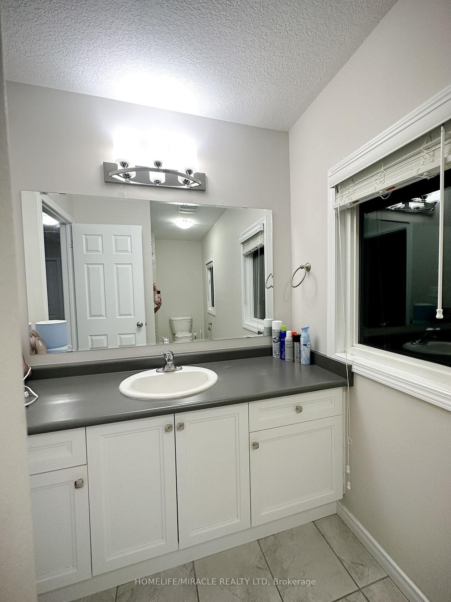 10 Meadowridge Street photo 15