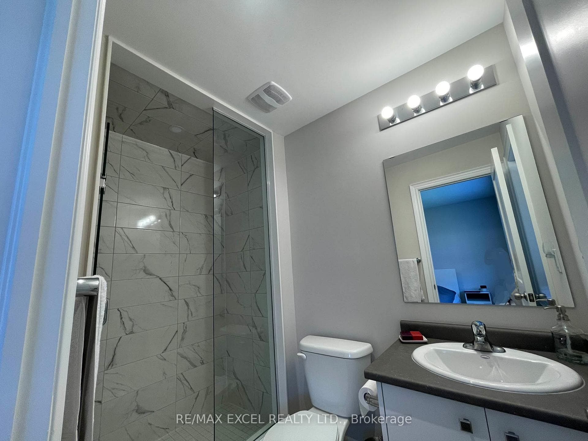 3963 Leonardo Street photo 10