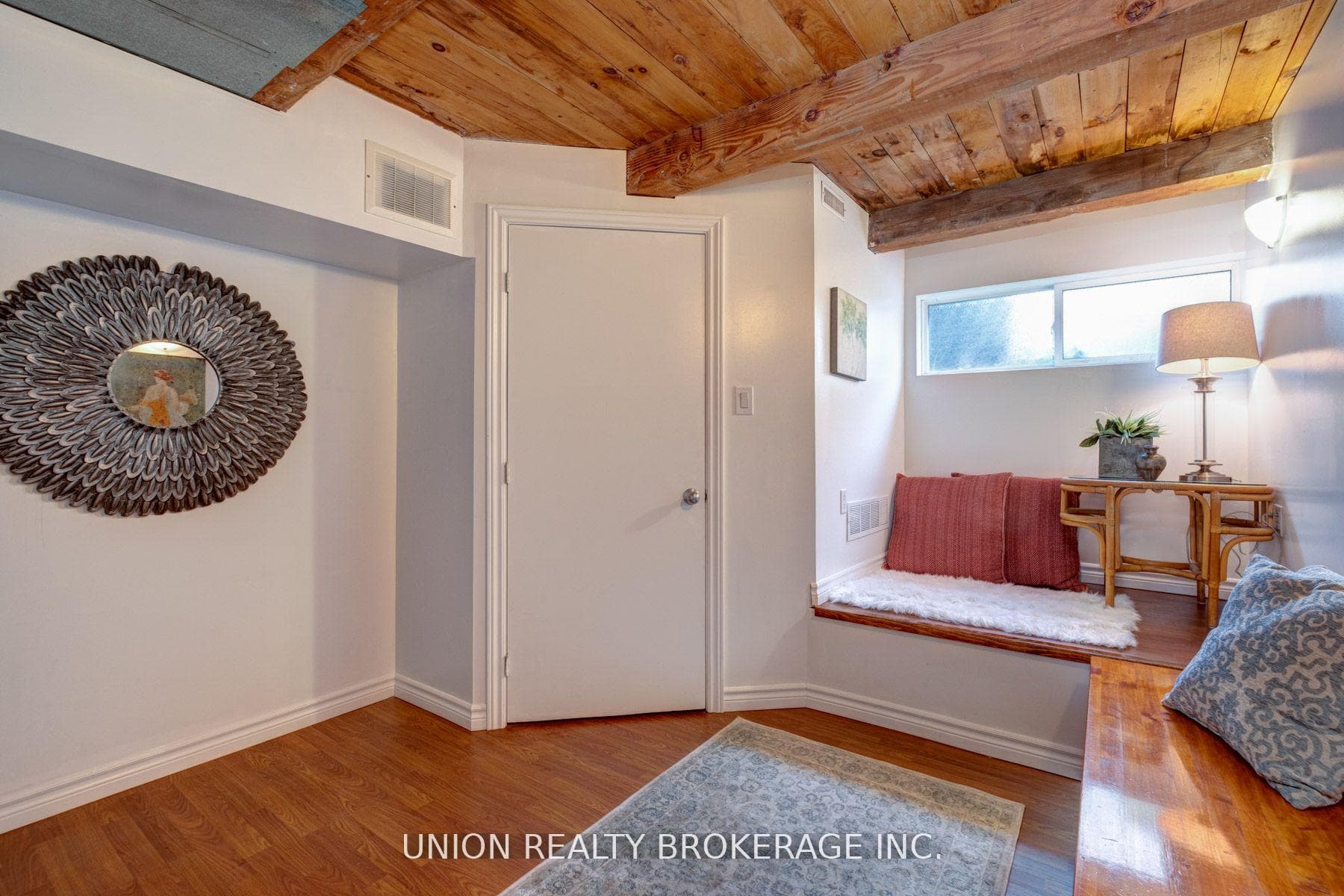 325 Jarvis Street Unit 17 photo 19
