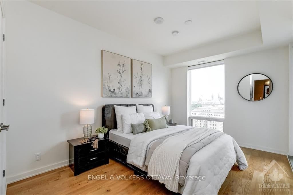 428 SPARKS Street Unit 1507 photo 12