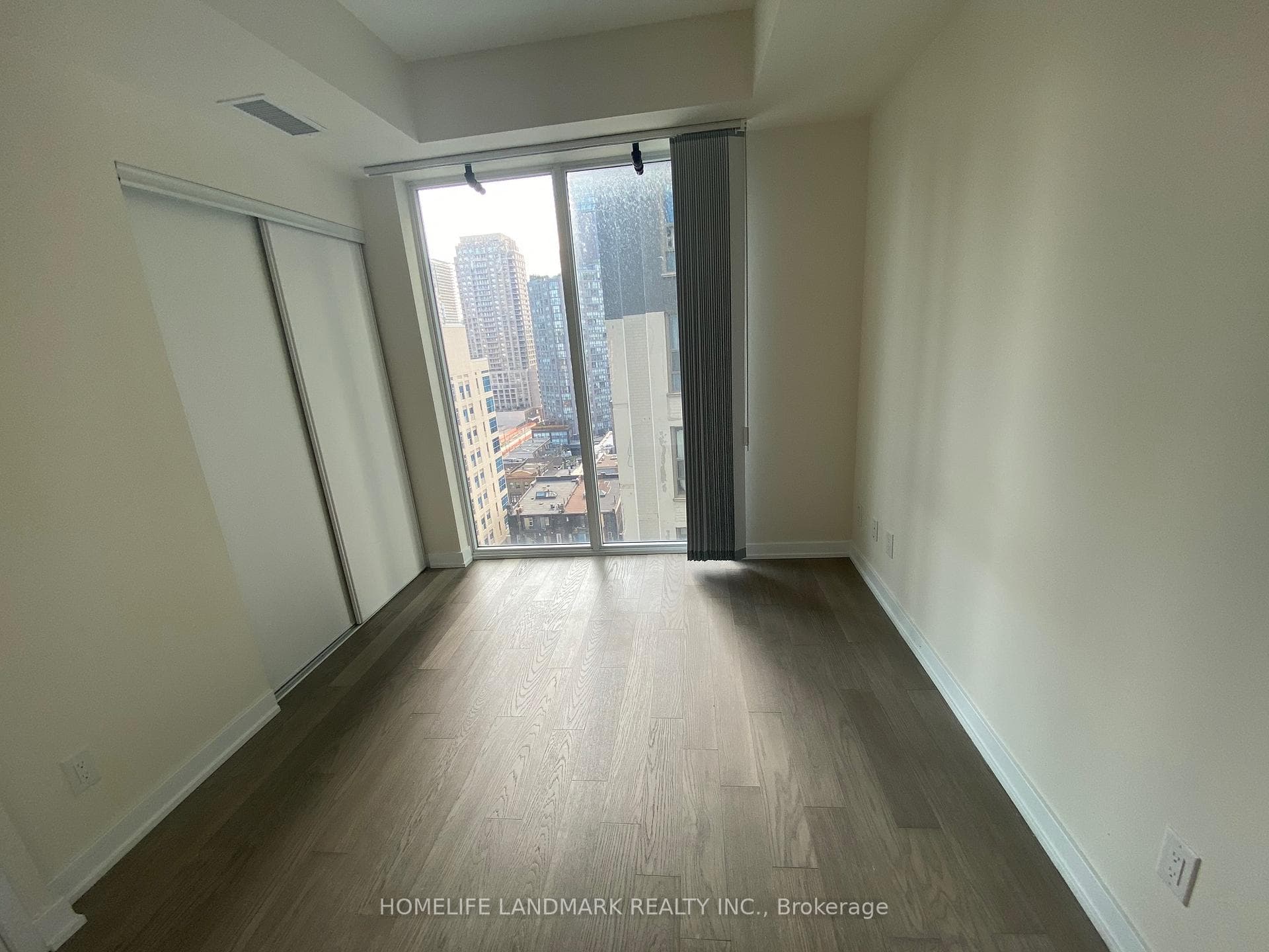 17 Dundonald Street Unit 1309 photo 7