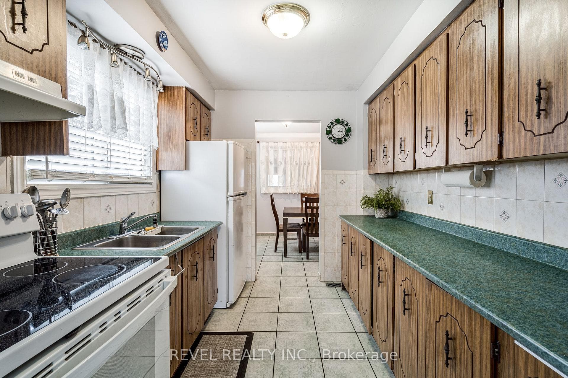133 West Avenue photo 10